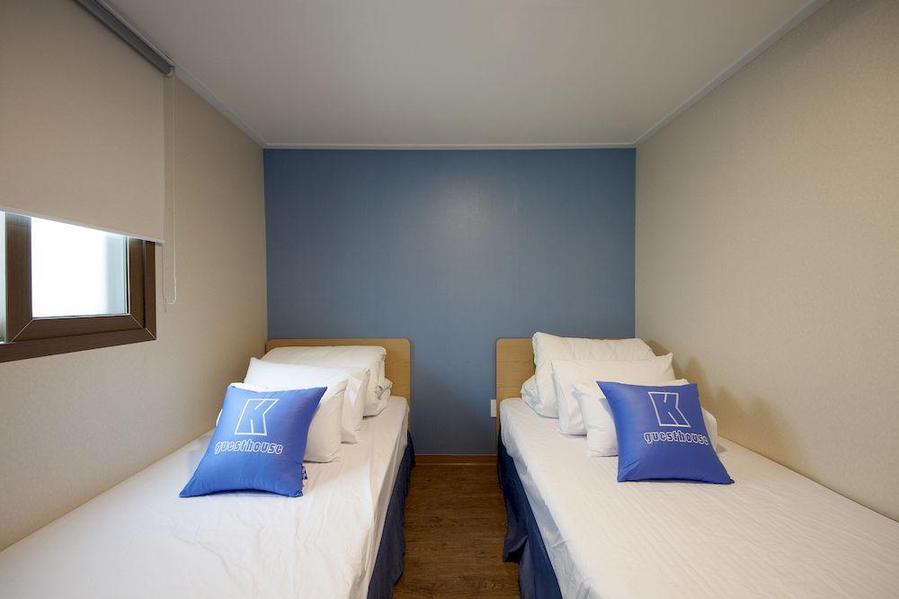 K-Guesthouse Sinchon 2 Сеул Экстерьер фото