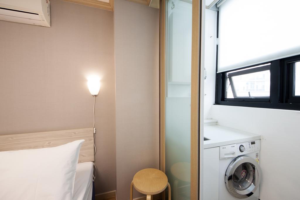 K-Guesthouse Sinchon 2 Сеул Экстерьер фото