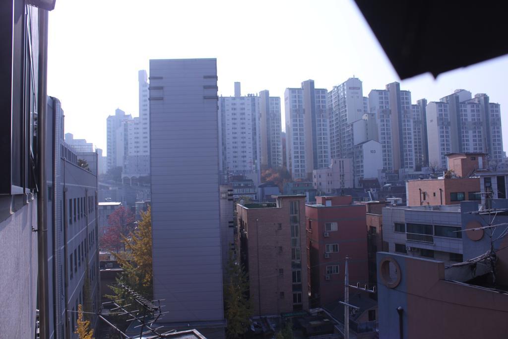 K-Guesthouse Sinchon 2 Сеул Экстерьер фото