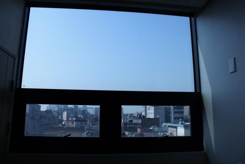 K-Guesthouse Sinchon 2 Сеул Экстерьер фото