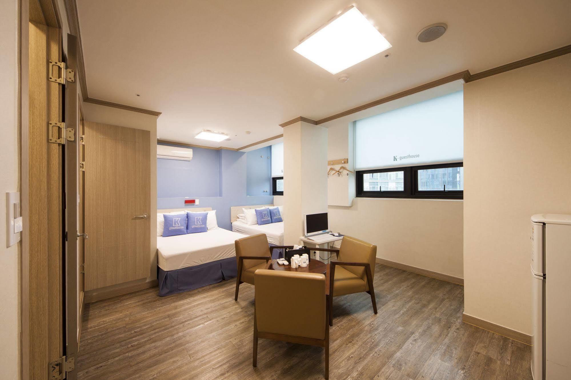 K-Guesthouse Sinchon 2 Сеул Экстерьер фото